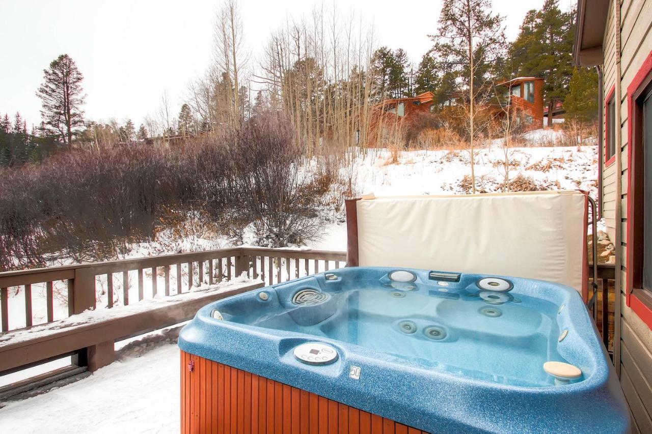 Mountaineer #M-1 - Ski-In/Ski-Out - Private Outdoor Hot Tub Villa Брекънридж Екстериор снимка